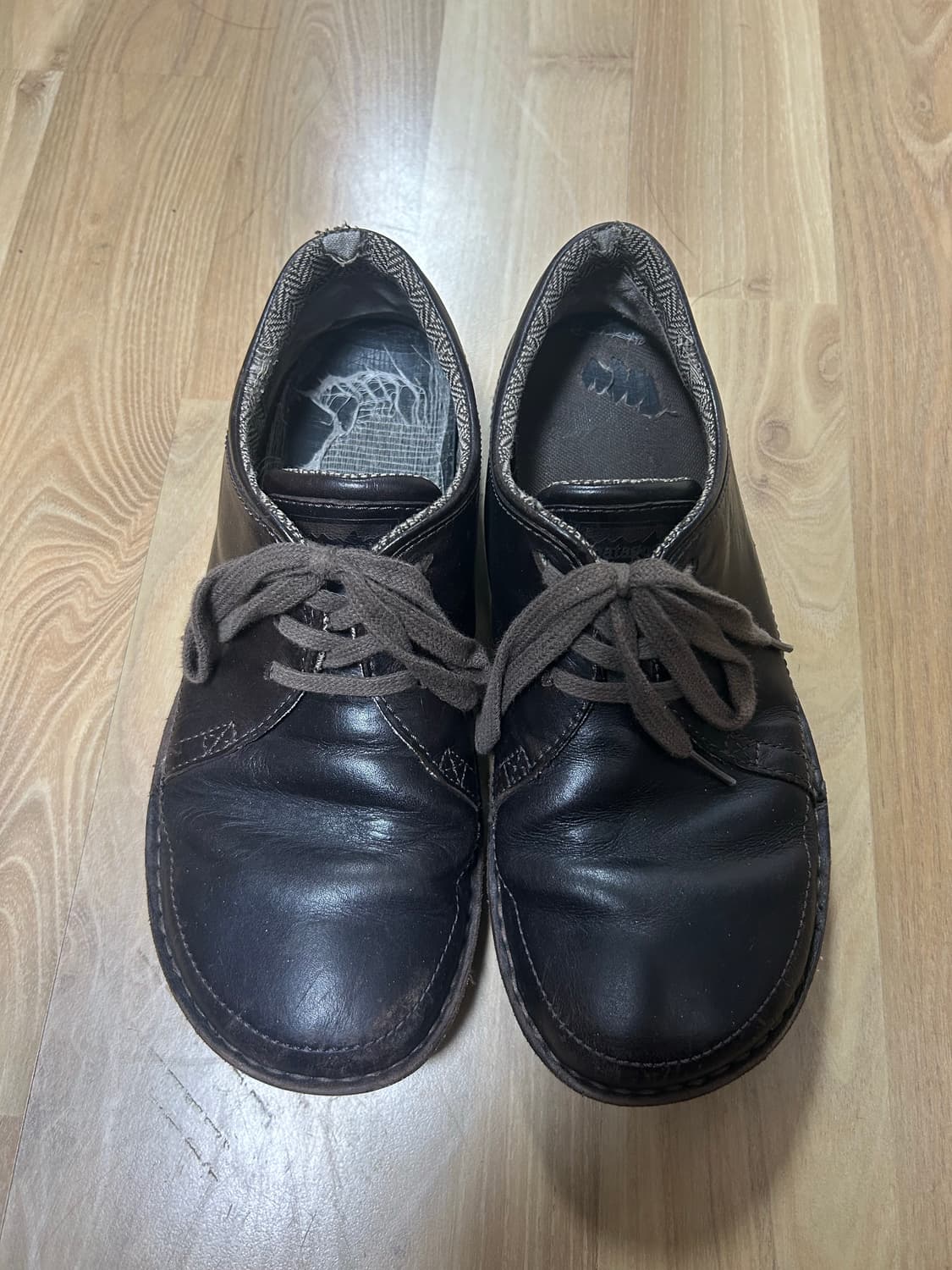 파타고니아 룰루 벨벳 슈즈 브라운 상품이미지1