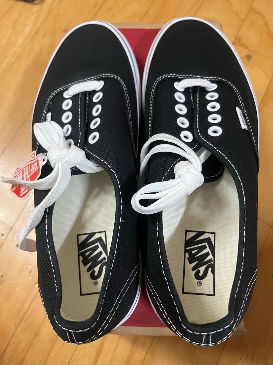 (새상품) 반스 어센틱 블랙 화이트 270 상품이미지1