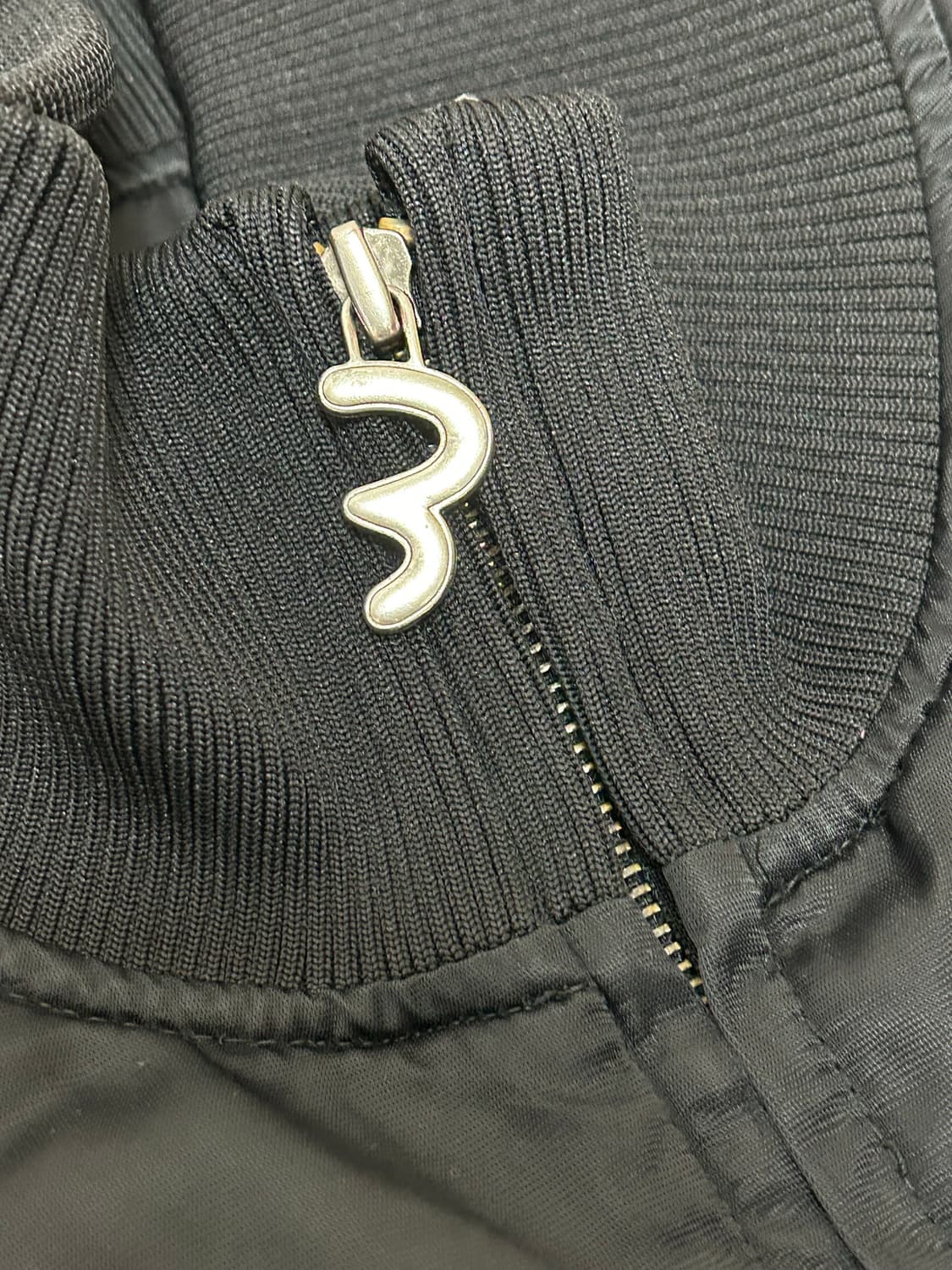 에비수 빅로고 레드 바시티 자켓 상품이미지6