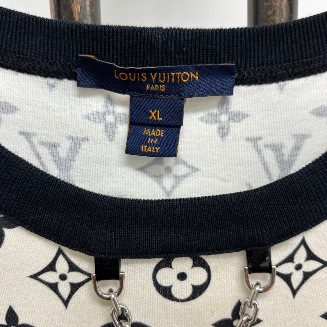 [XL]루이비통 LV로고 반팔티 상품이미지2