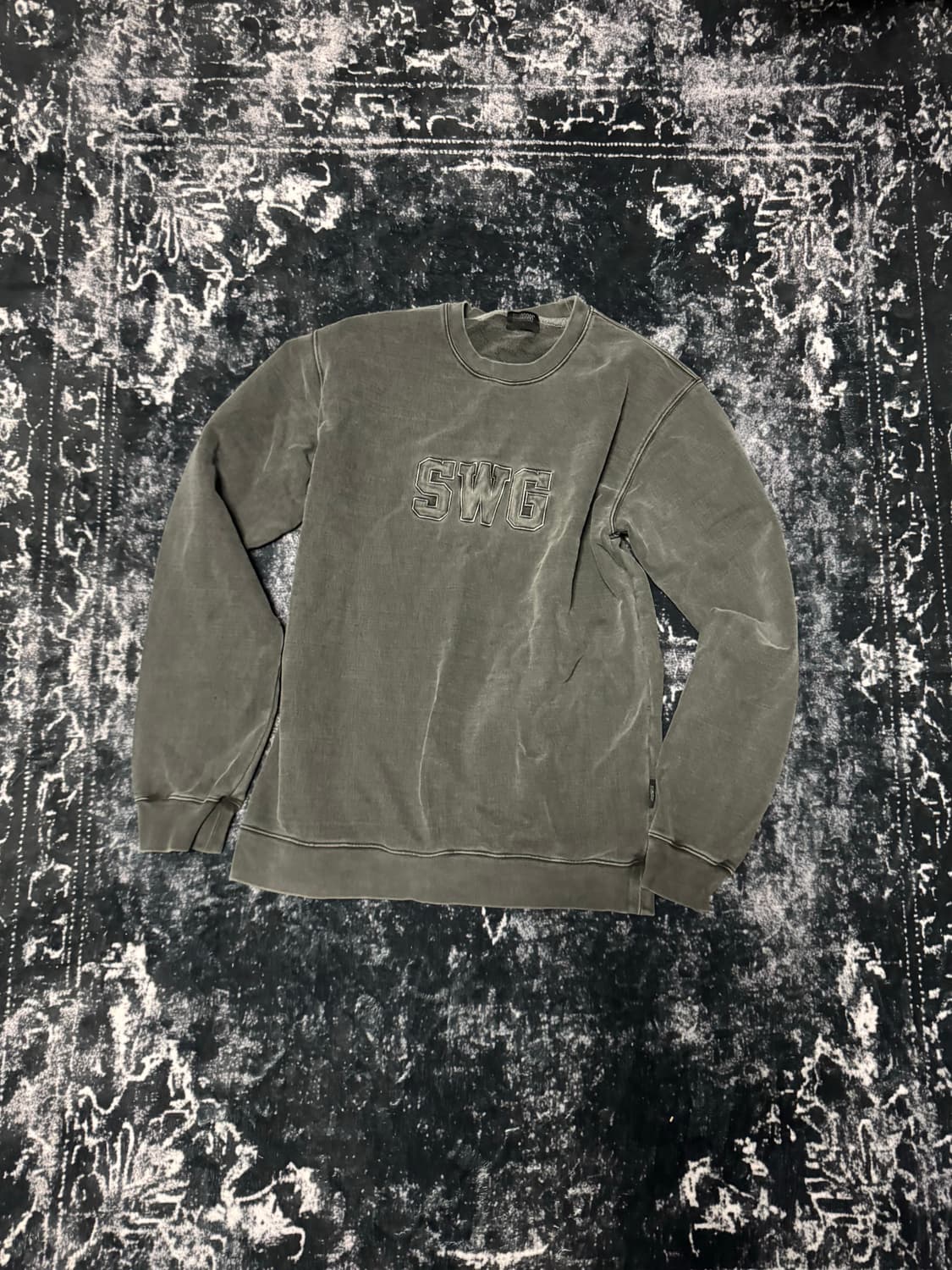 Pigment Sweatshirt 상품이미지1