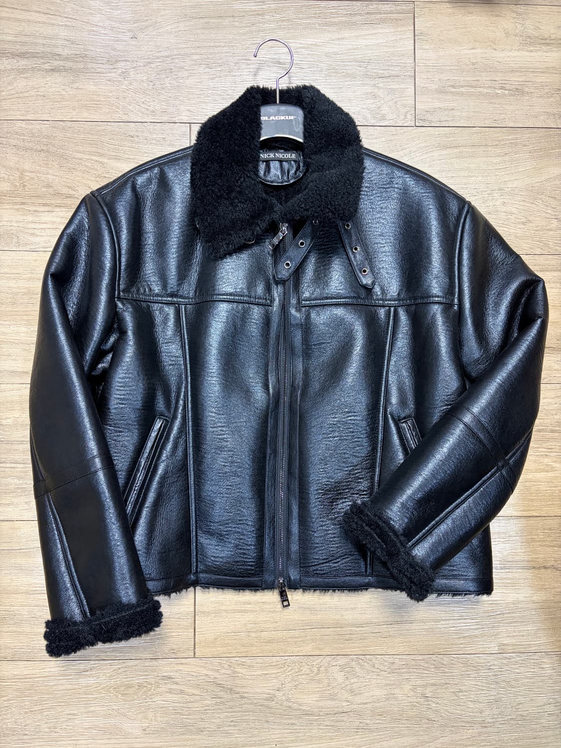 닉앤니콜 무스탕 상품이미지1