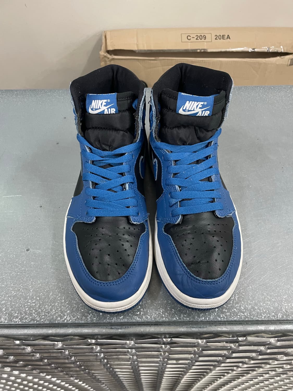 나이키 조던1 레트로 하이 블루 265 상품이미지5