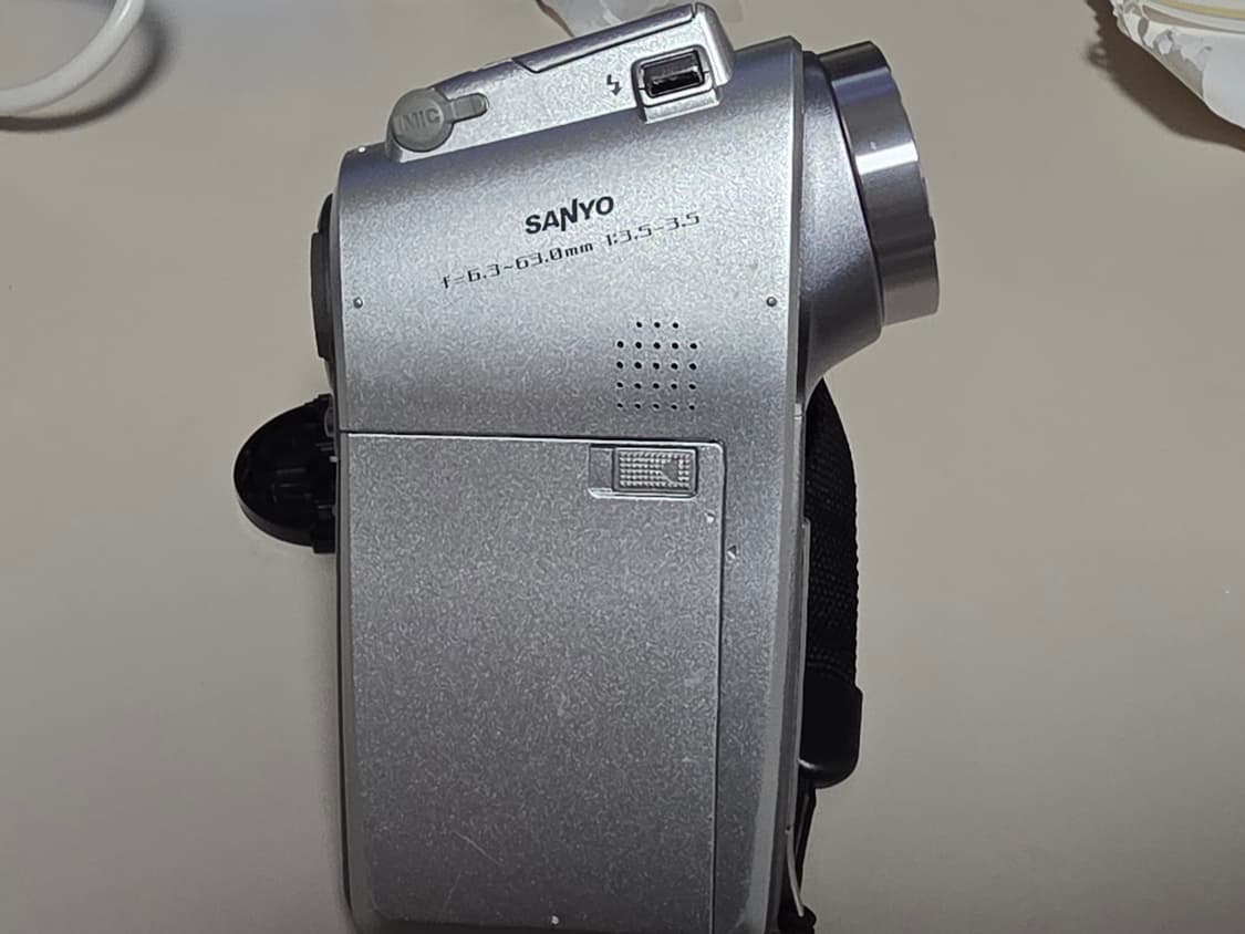 산요 작티 VPC-HD1 빈티지 디지털캠코더 상품이미지3