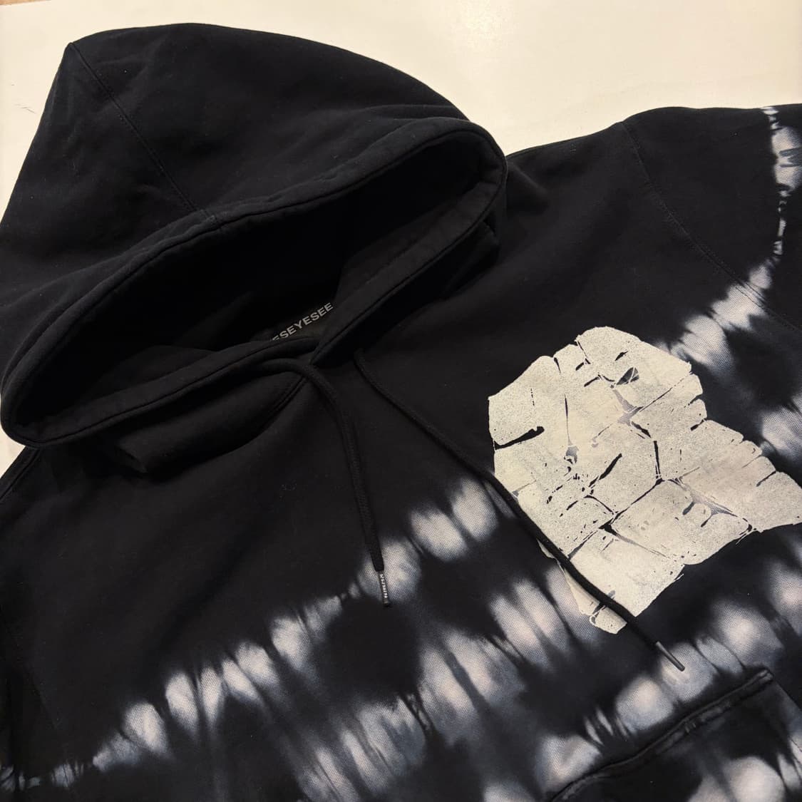 [M] 예스아이씨 블랙 타이 다이 스웻 후드티 D553 상품이미지3