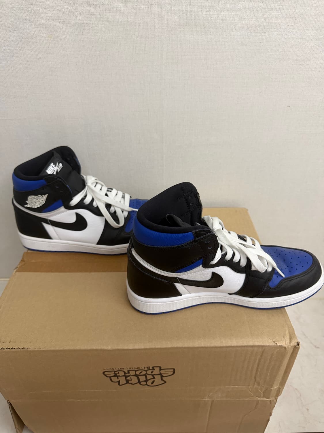 조던 1 레트로 하이 OG 로얄토 250 상품이미지3