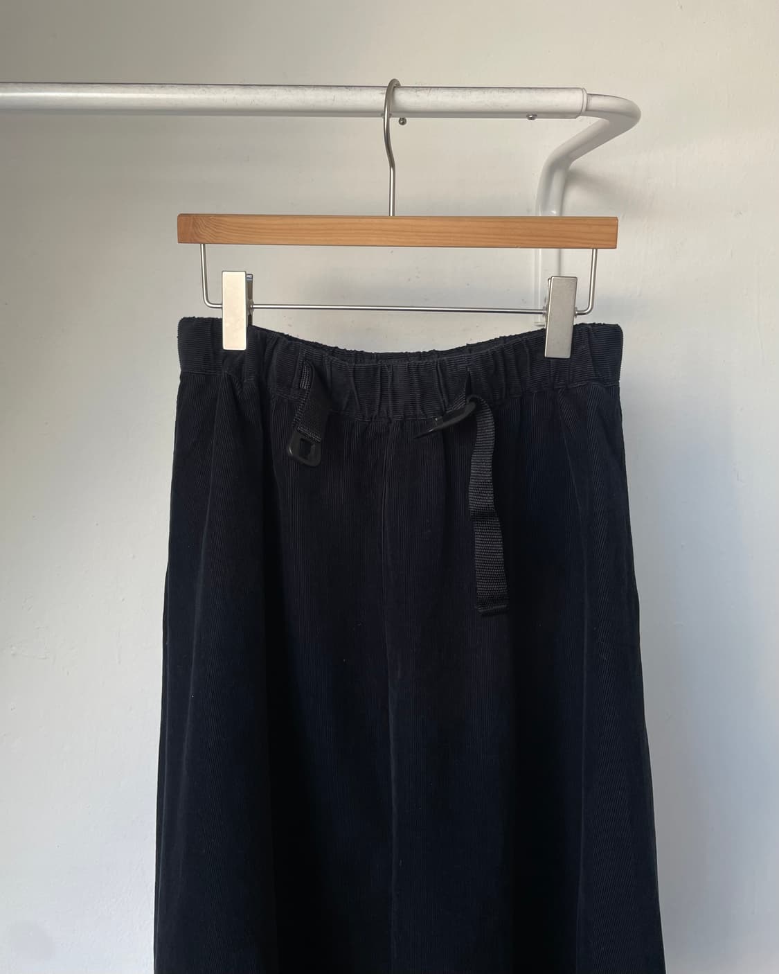 Buckle strap corduroy skirt 상품이미지3