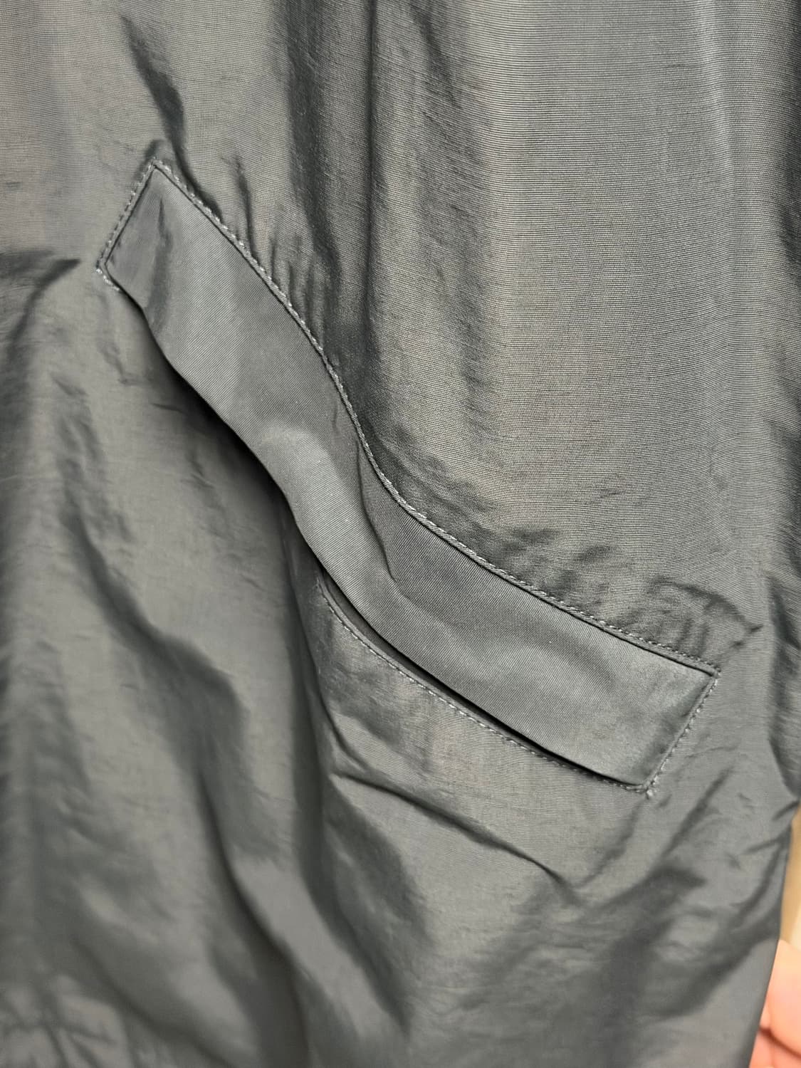 피어오브갓 에센셜 21FW 나일론 코치자켓 L 상품이미지5