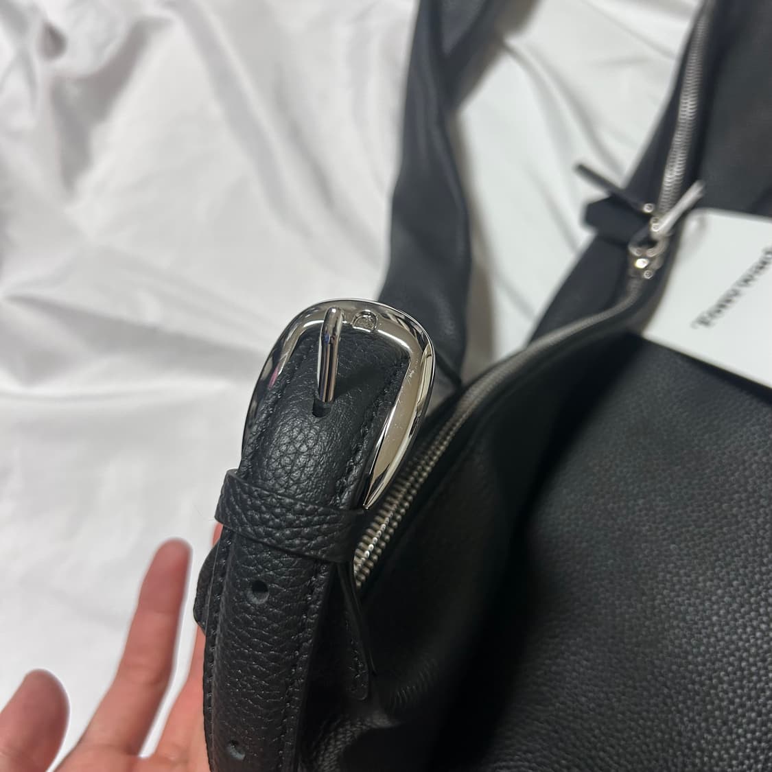 토니웩 그레인 레더 커브 숄더백 상품이미지2