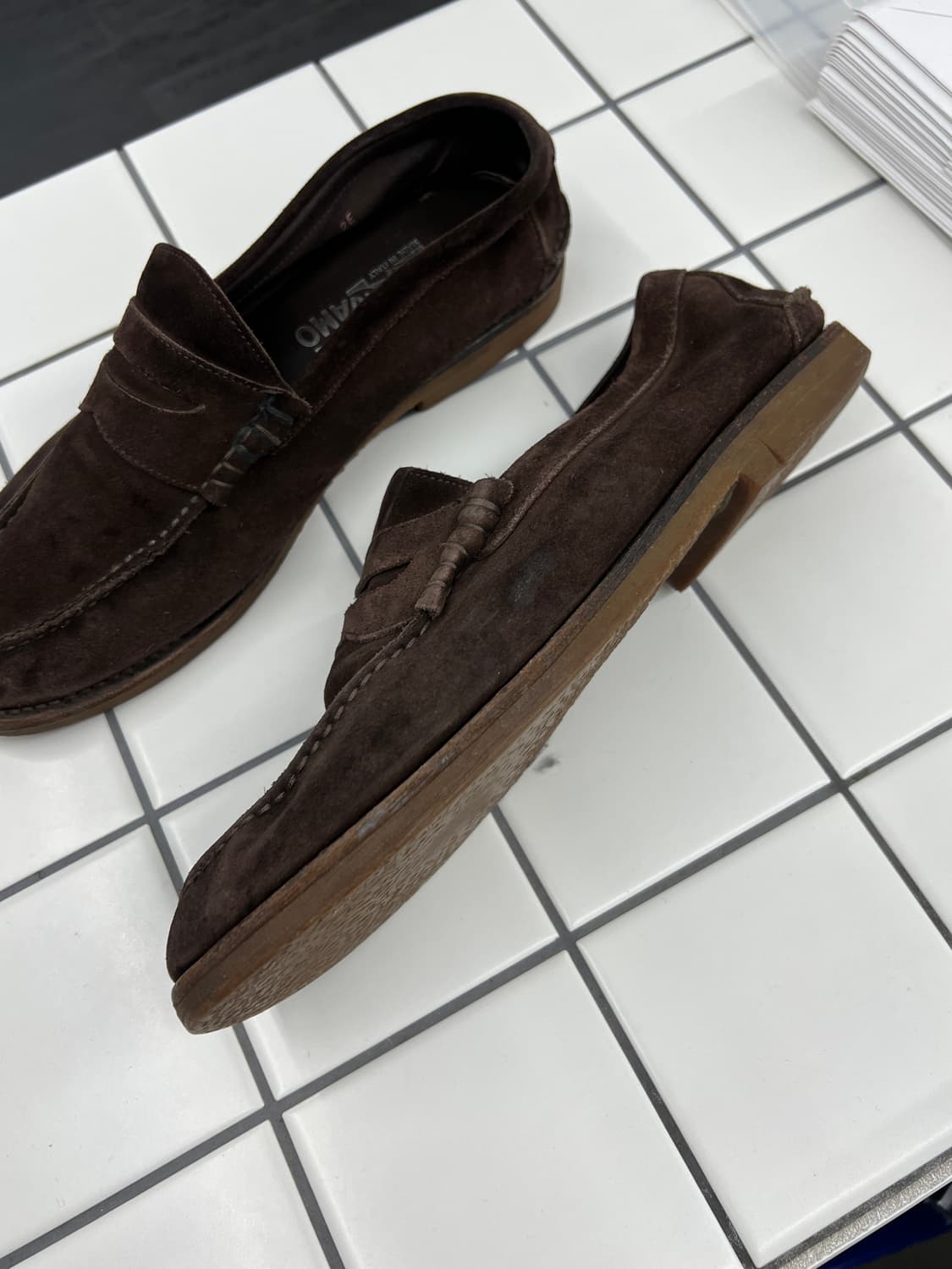 살바토레 페레가모 스웨이드 로퍼 상품이미지4