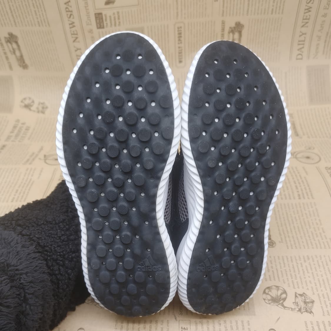 아디다스 알파바운스 여성런닝화225 상품이미지3