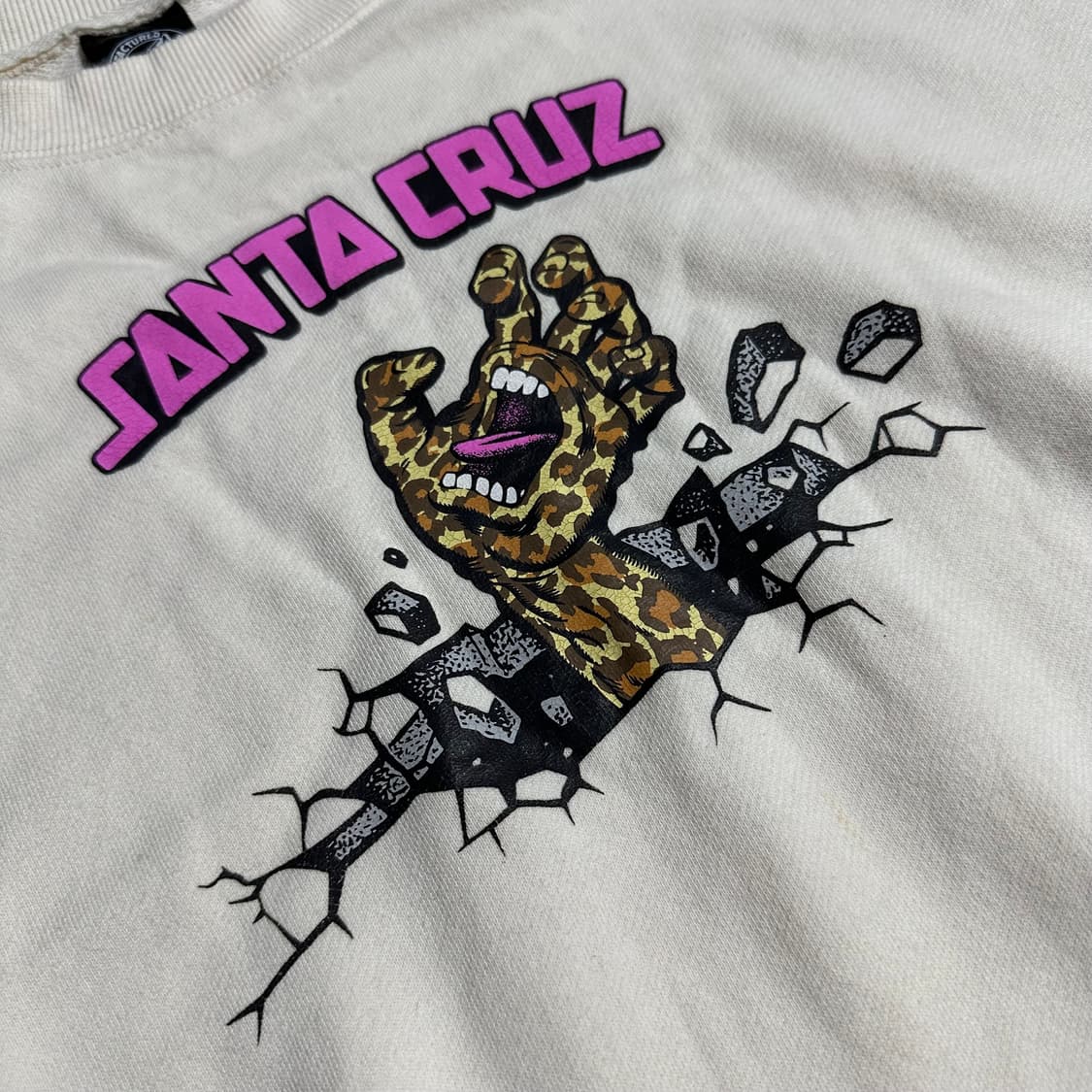 Santa Cruz 레오파드 로고 크롭 맨투맨 상품이미지4