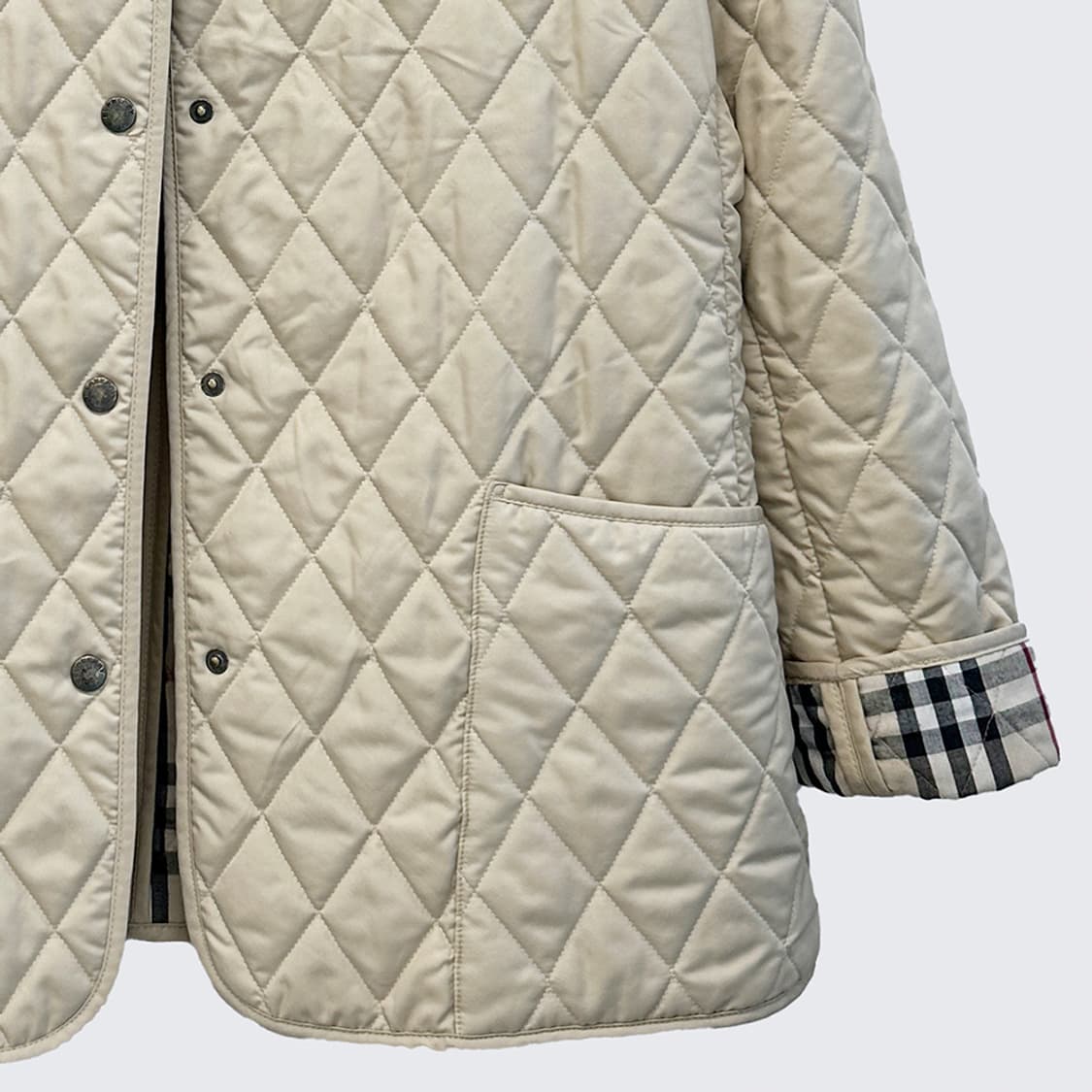 버버리 여성 노바체크 퀼팅 자켓 누빔 점퍼 파워 정품 상품이미지3