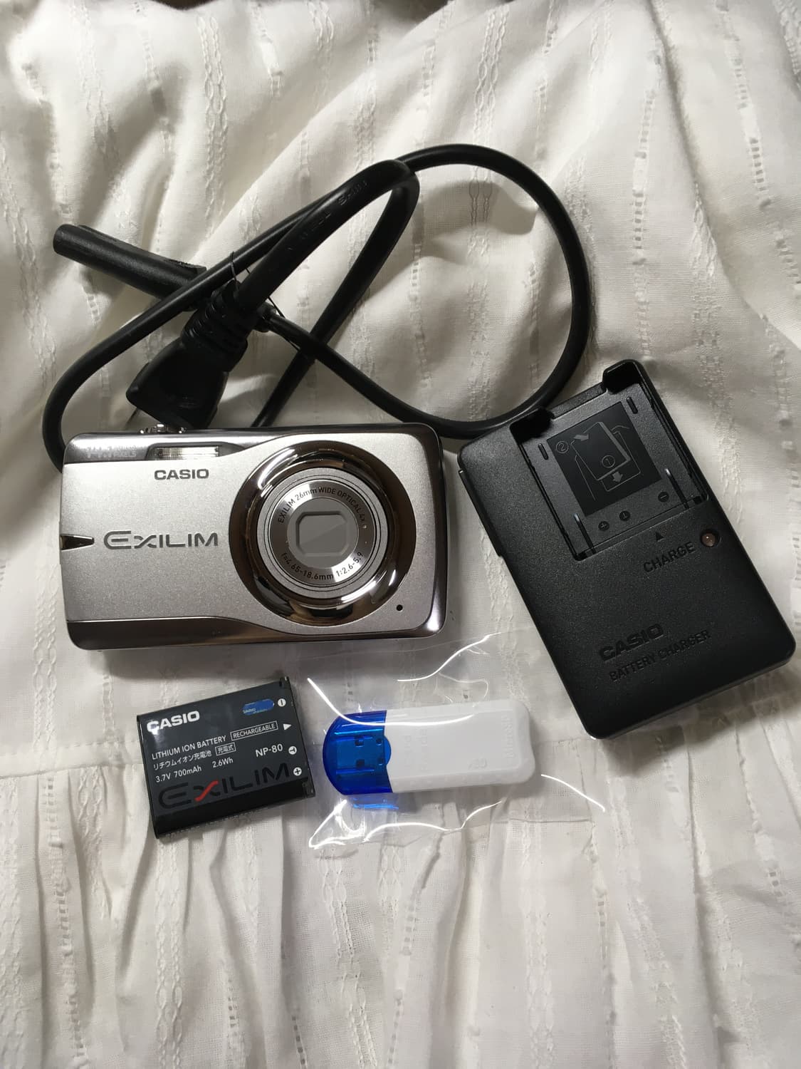 [ 이채영 디카 ] Casio ex-z550 디카 < 상태 최상급!! > 상품이미지7