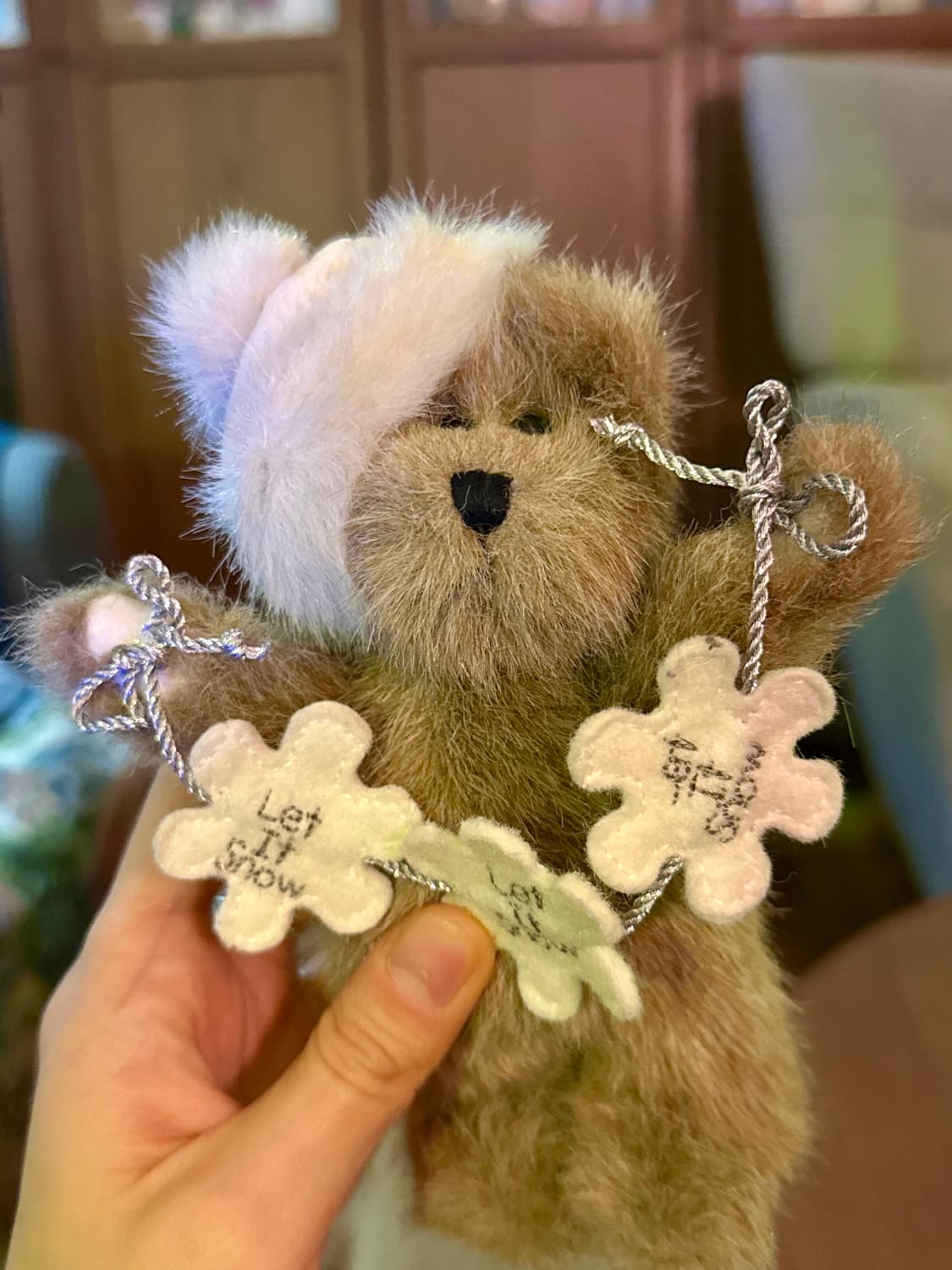 보이즈베어 털모자 곰인형 Let it snow 장식 인형 상품이미지1