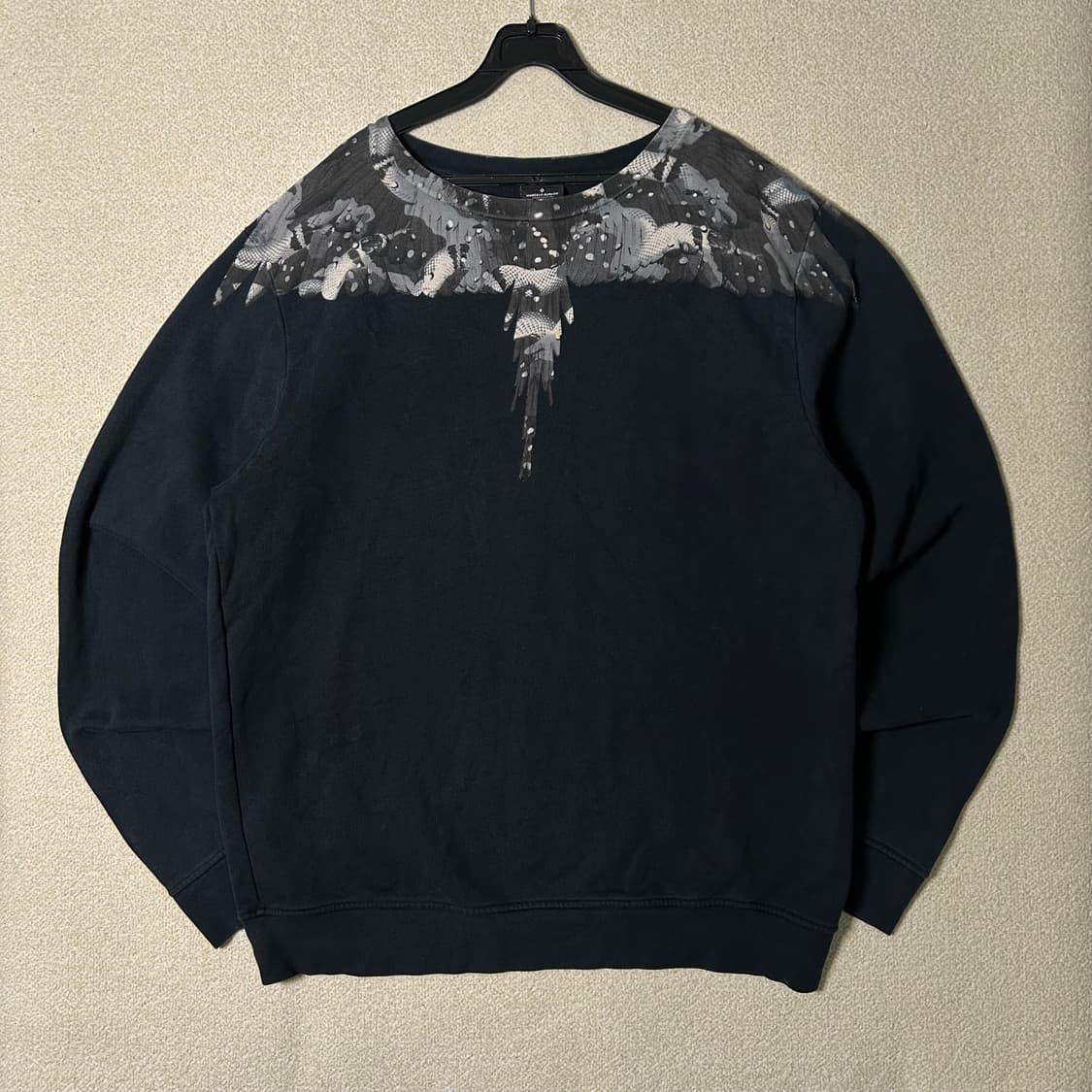  (L) 마르셀로불론 블랙 맨투맨  상품이미지1