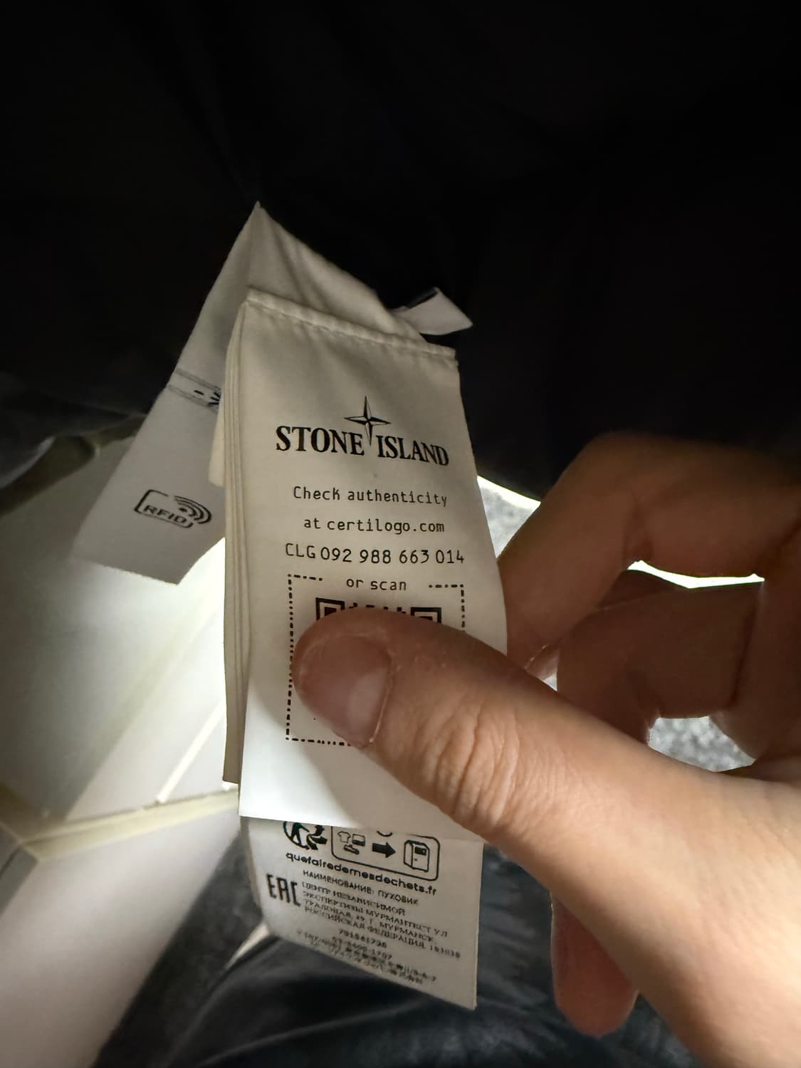 스톤아일랜드 마이크로트윌다운 패딩 올리브 색상 팝니다  (M사이즈) 상품이미지9