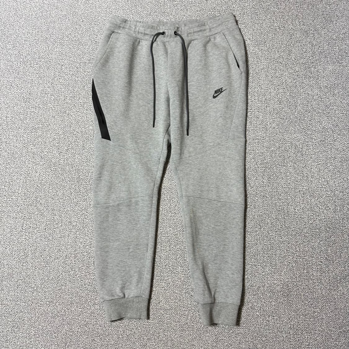 [정가 12만원] 나이키 테크 플리스 조거 팬츠 XL 상품이미지1