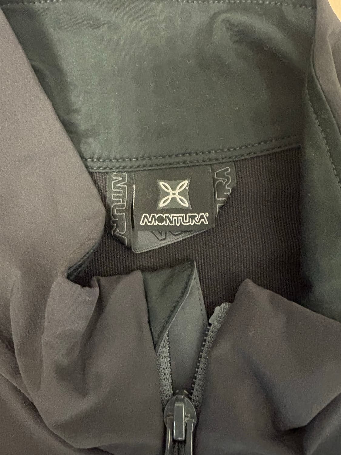 몬츄라 런 플래시 자켓  상품이미지2