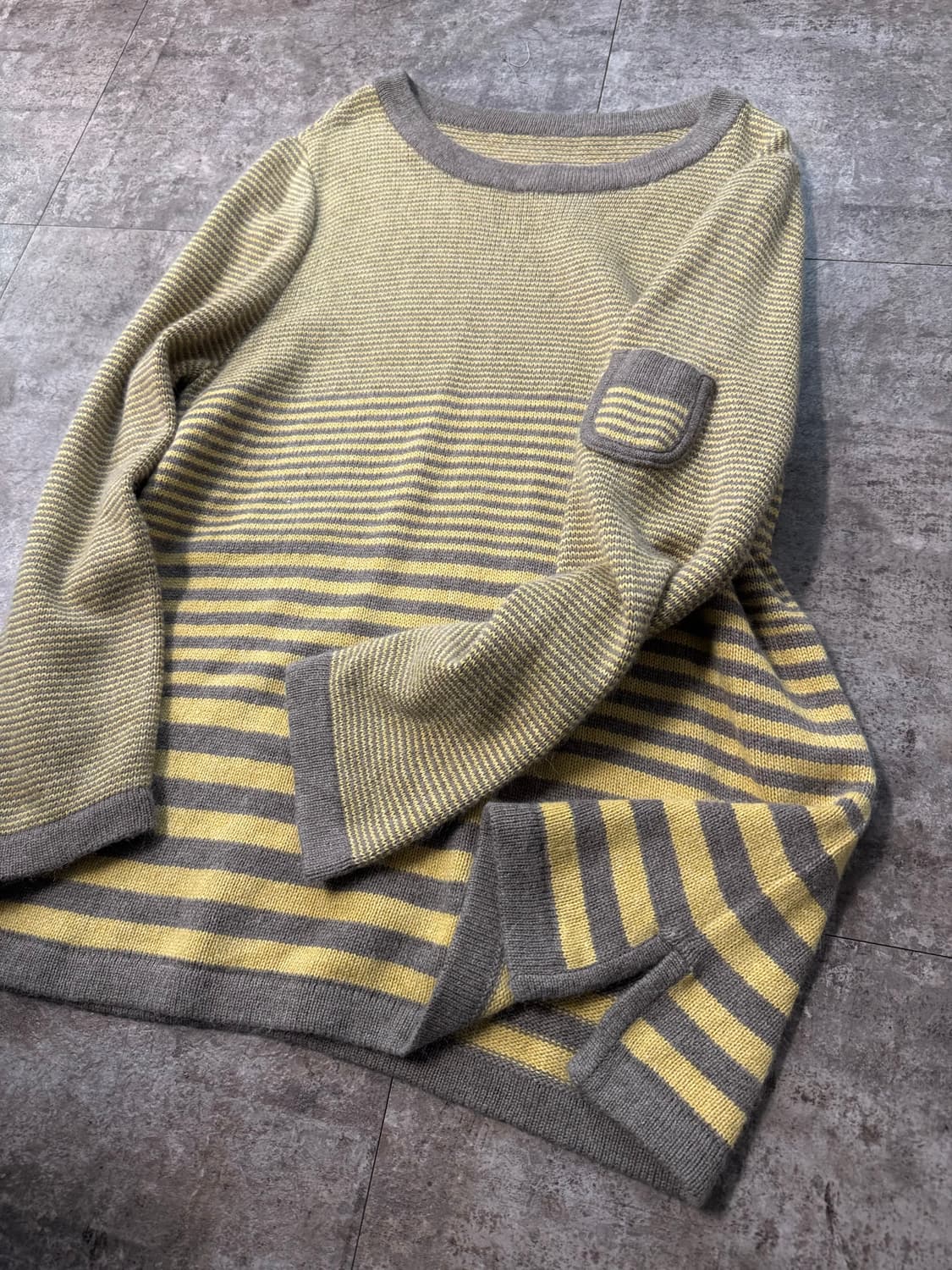 울/앙고라 블렌디드 포켓 디테일 니트  상품이미지6