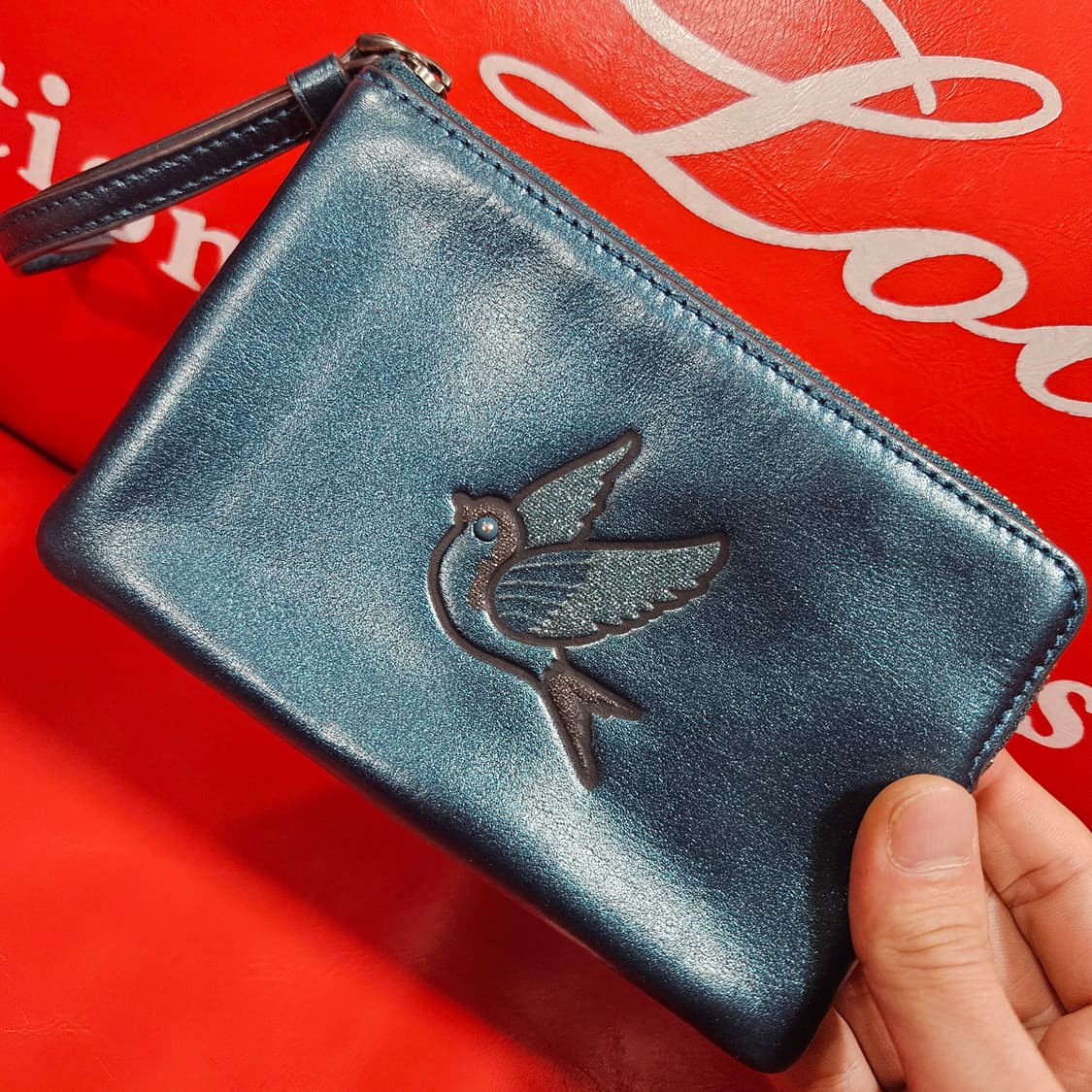 코치(COACH) 글리터 패치 버드 지퍼 지갑 상품이미지3