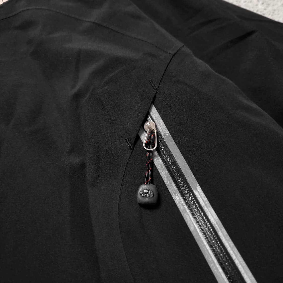 노스페이스 고어텍스 리플렉티브 마운틴 자켓 상품이미지5