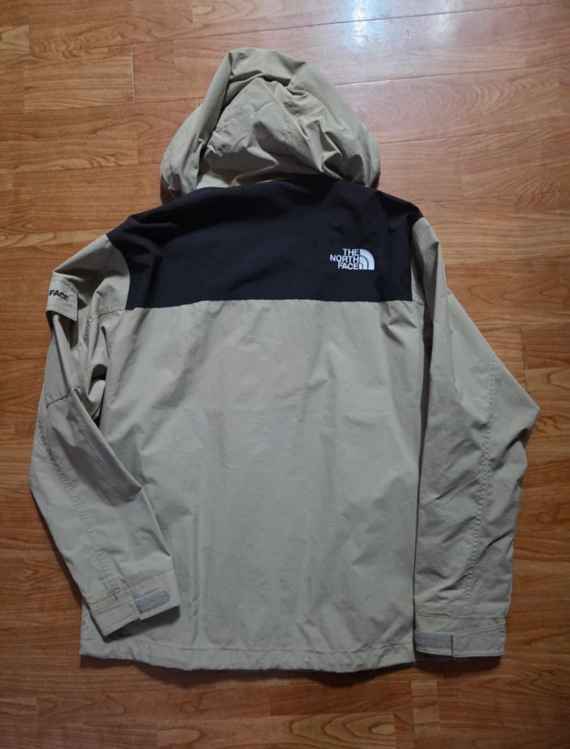 (새상품) 노스페이스.바람막이 D베이지 상품이미지2