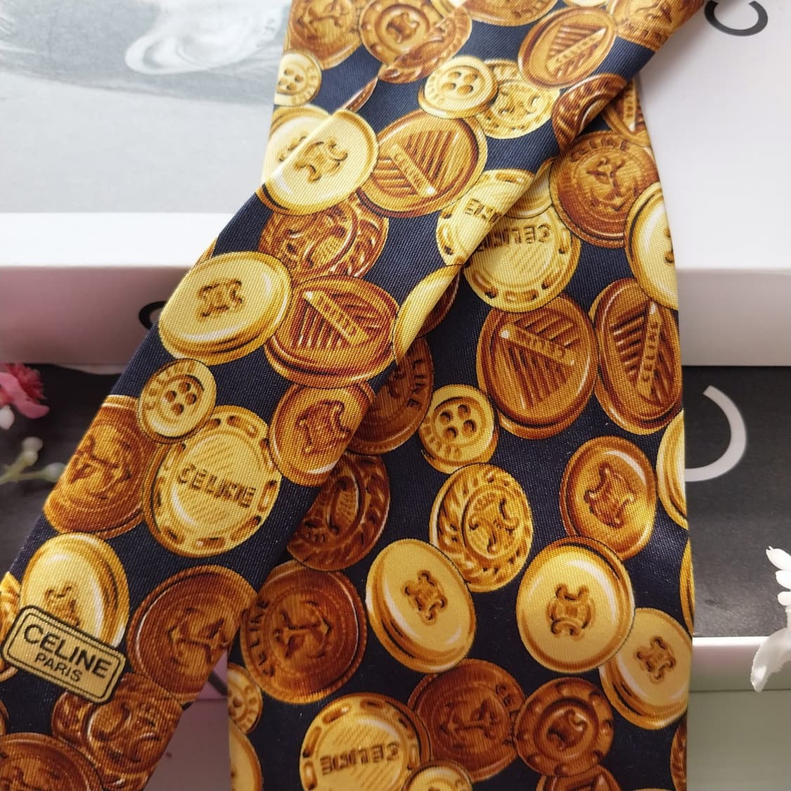 
셀린느 실크 트리오페 골드 패턴 넥타이 9.6cm A+등급 K2265 상품이미지4