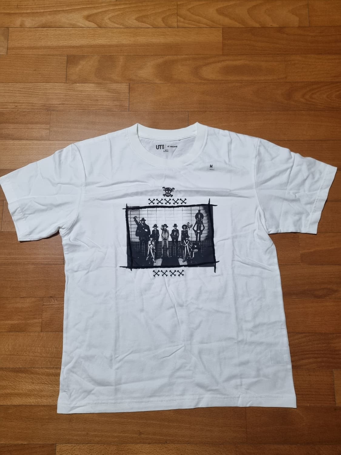 유니클로 원피스 나루토 티셔츠 상품이미지1