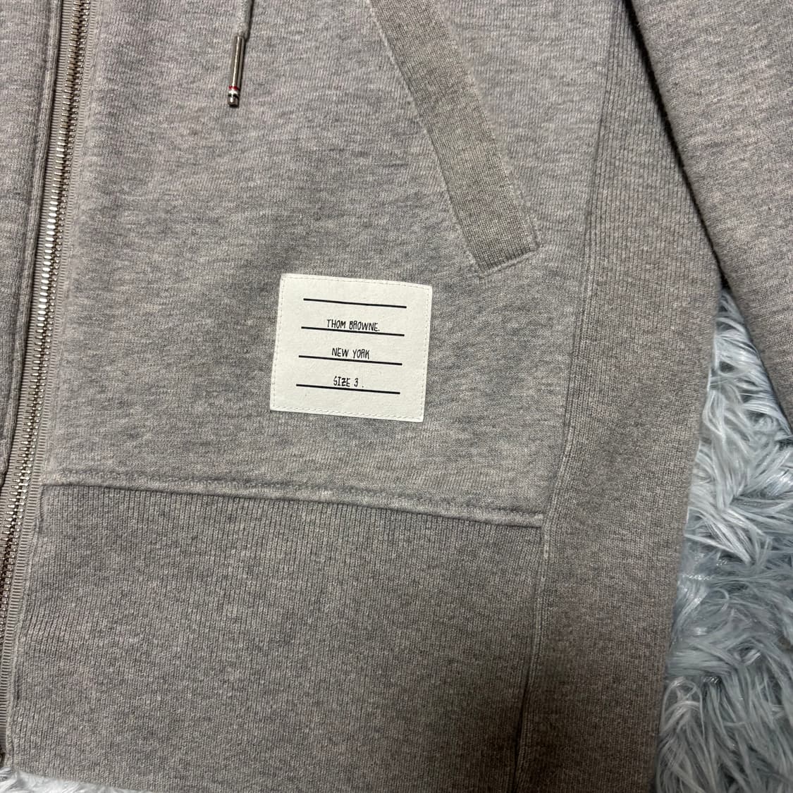 [3 Size] 톰브라운 4선 후드집업 상품이미지3