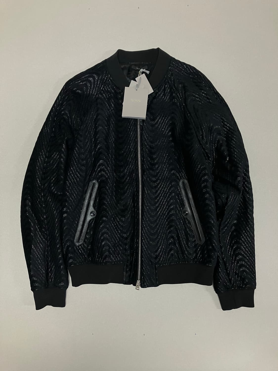 톰포드 웨이브 자카드 봄버 자켓 54사이즈 상품이미지1