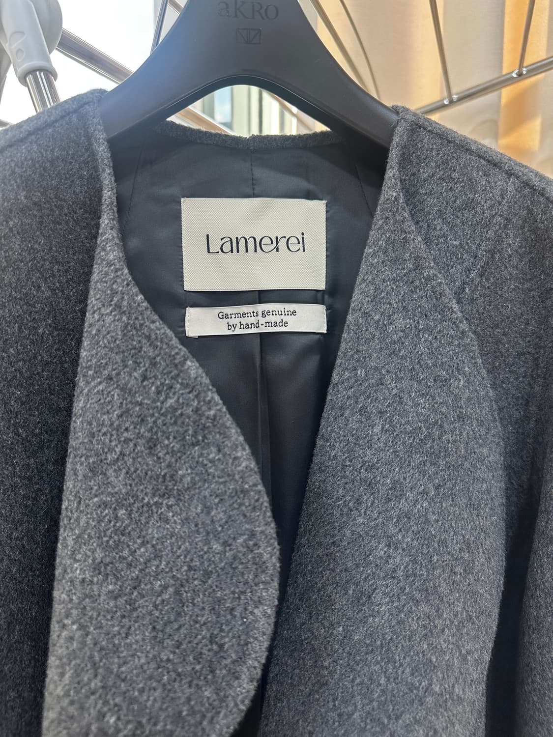 [라메레이] 커브 디테일 숏 핸드메이드 자켓 차콜 상품이미지8