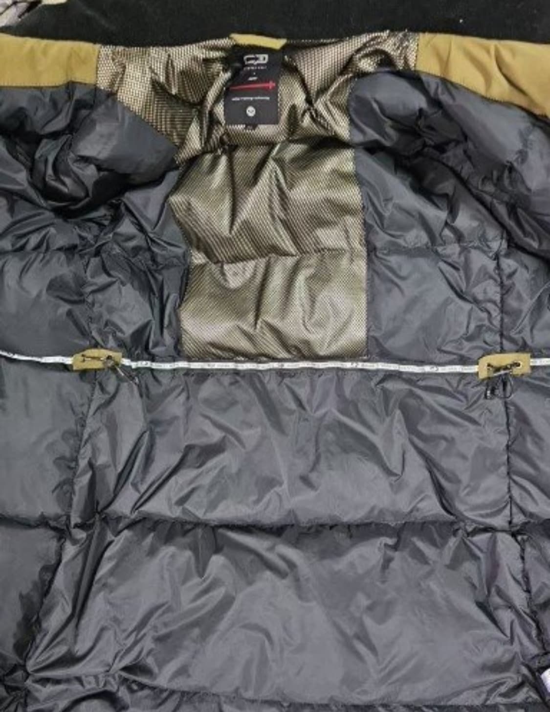 알피나 베어트랙 천연여우털  거위솜털90% 카키색 패딩 90 상품이미지6