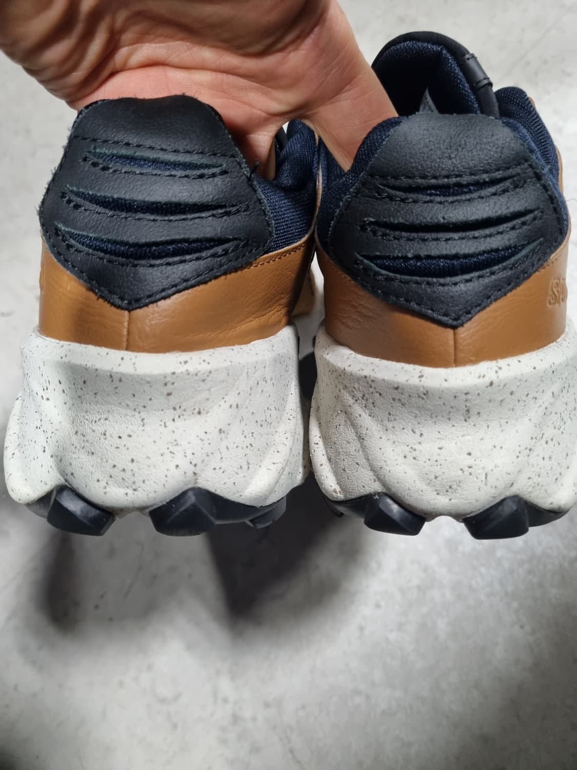 살로몬 남성 스니커즈  상품이미지3