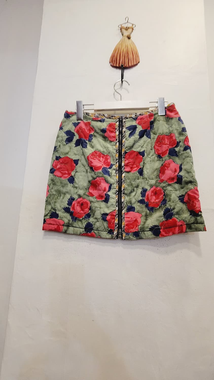 프릴니트 맨투맨. 르샵 본딩스커트 상품이미지6