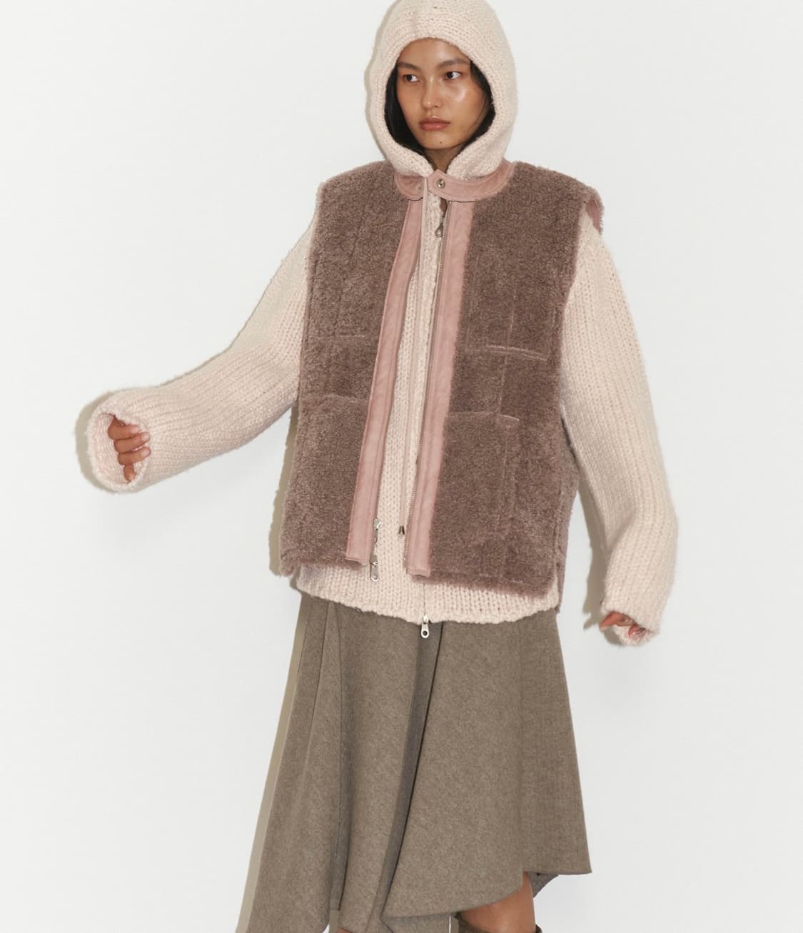 폴리수엠 레더 베스트 핑크 상품이미지3