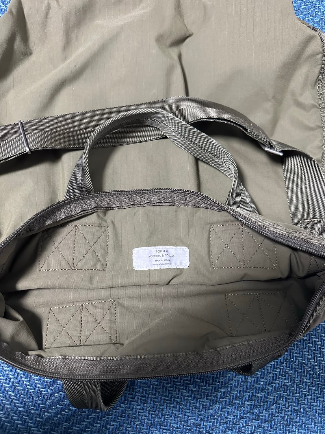 요시다 포터 2WAY 헬멧백 올리브 상품이미지3