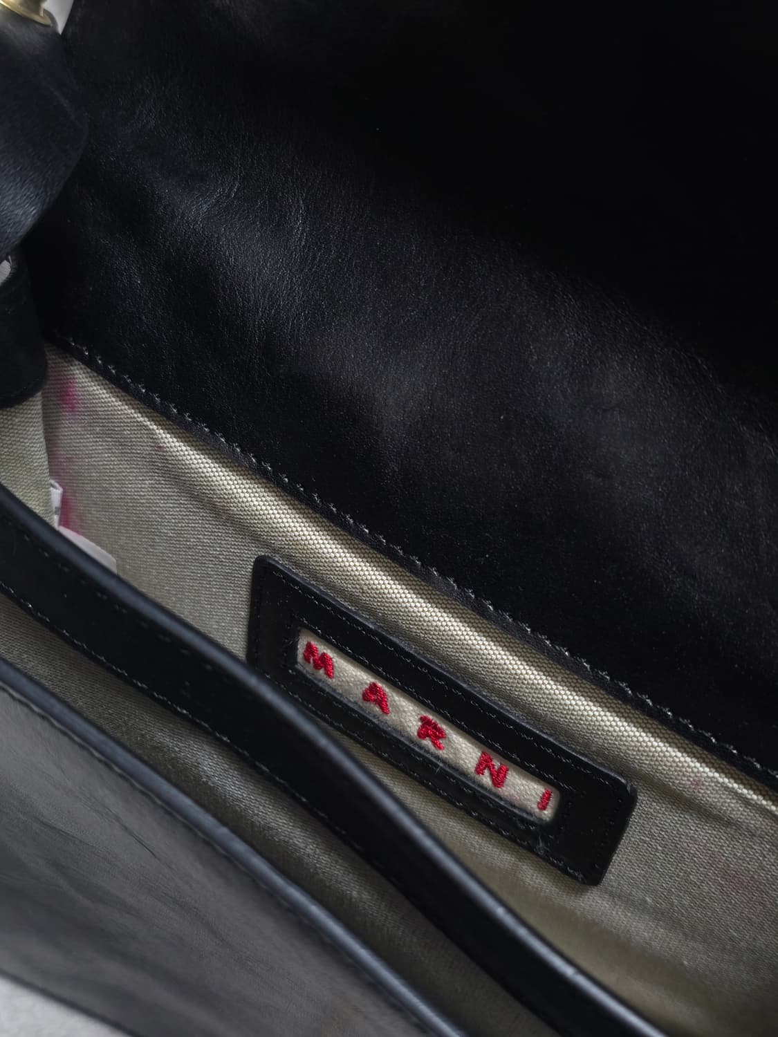 Marni 마르니 베르니체 블랙 크로스백 상품이미지9