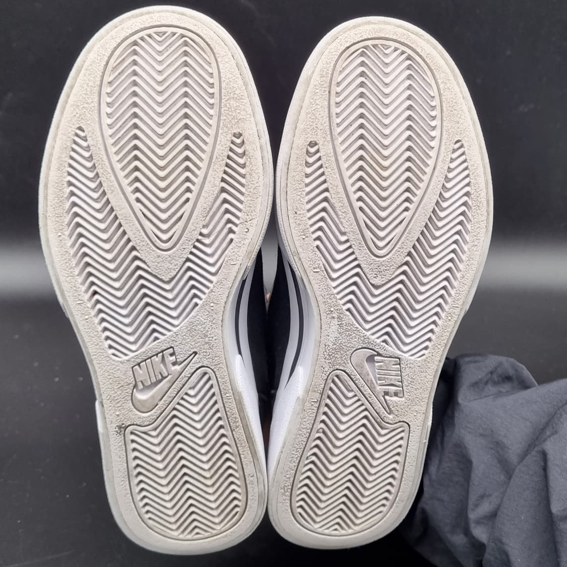 나이키 GTS 16 여성스니커즈230 상품이미지3