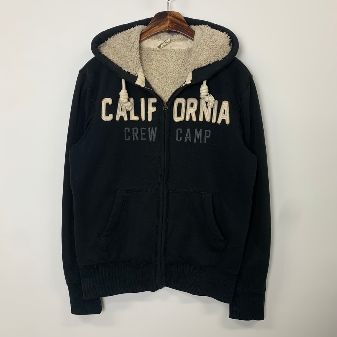 후아유 y2k 와투케 블랙 양털 후드집업 상품이미지2