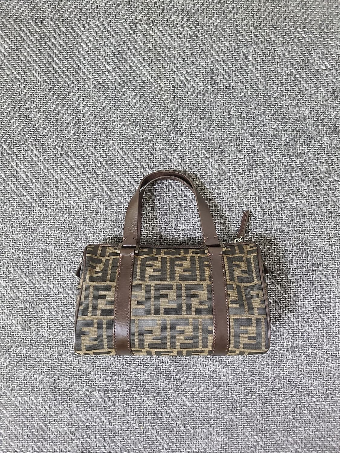 펜디(fendi) FF 빅주카 미니 보스턴백 토트백 빈티지가방 상품이미지1