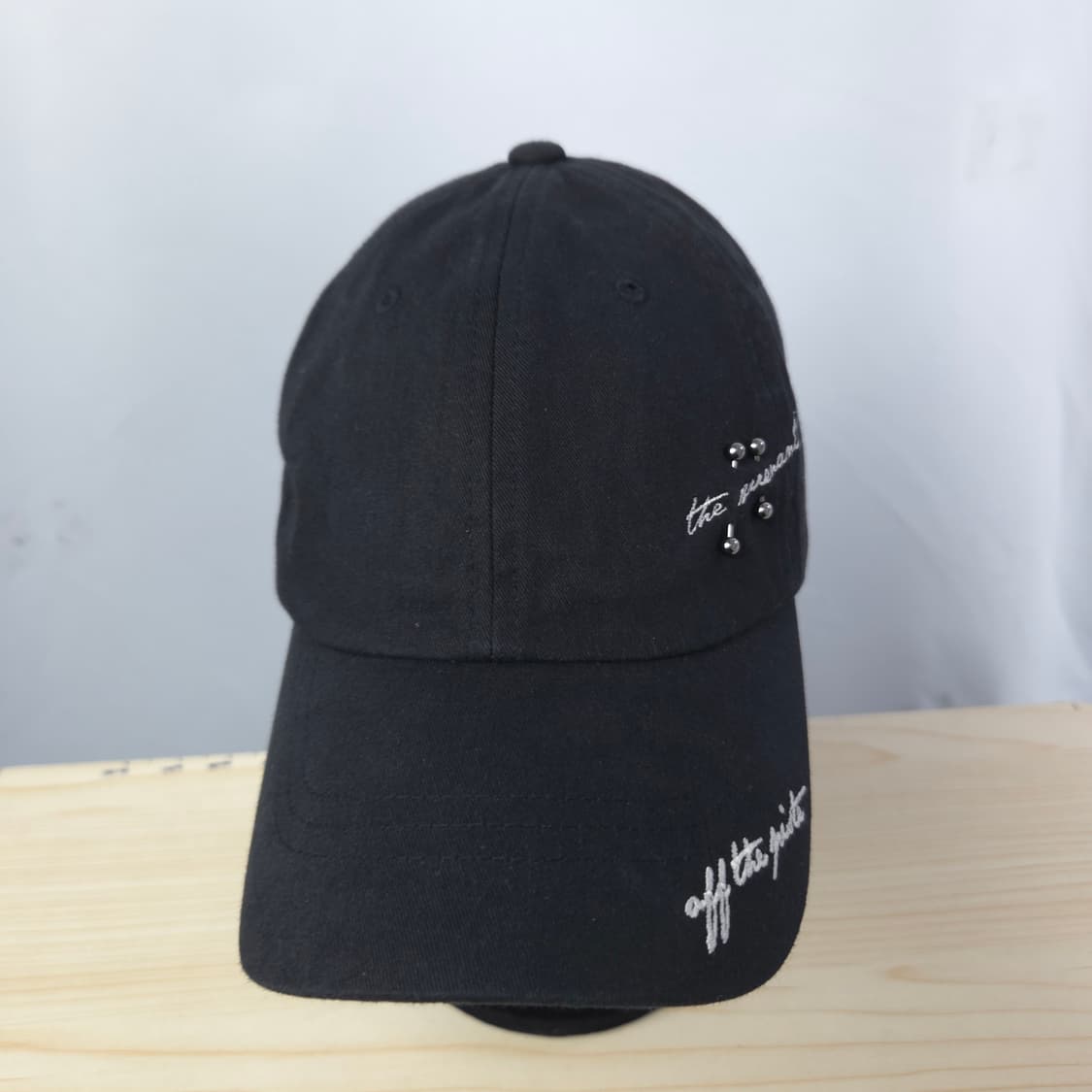 남녀공용/ 버커루 유니 피어싱 레터링 볼캡 블랙 상품이미지5