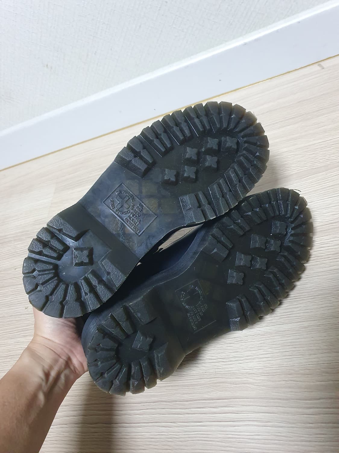 닥터마틴 베단 메리제인 슈즈 240 상품이미지7