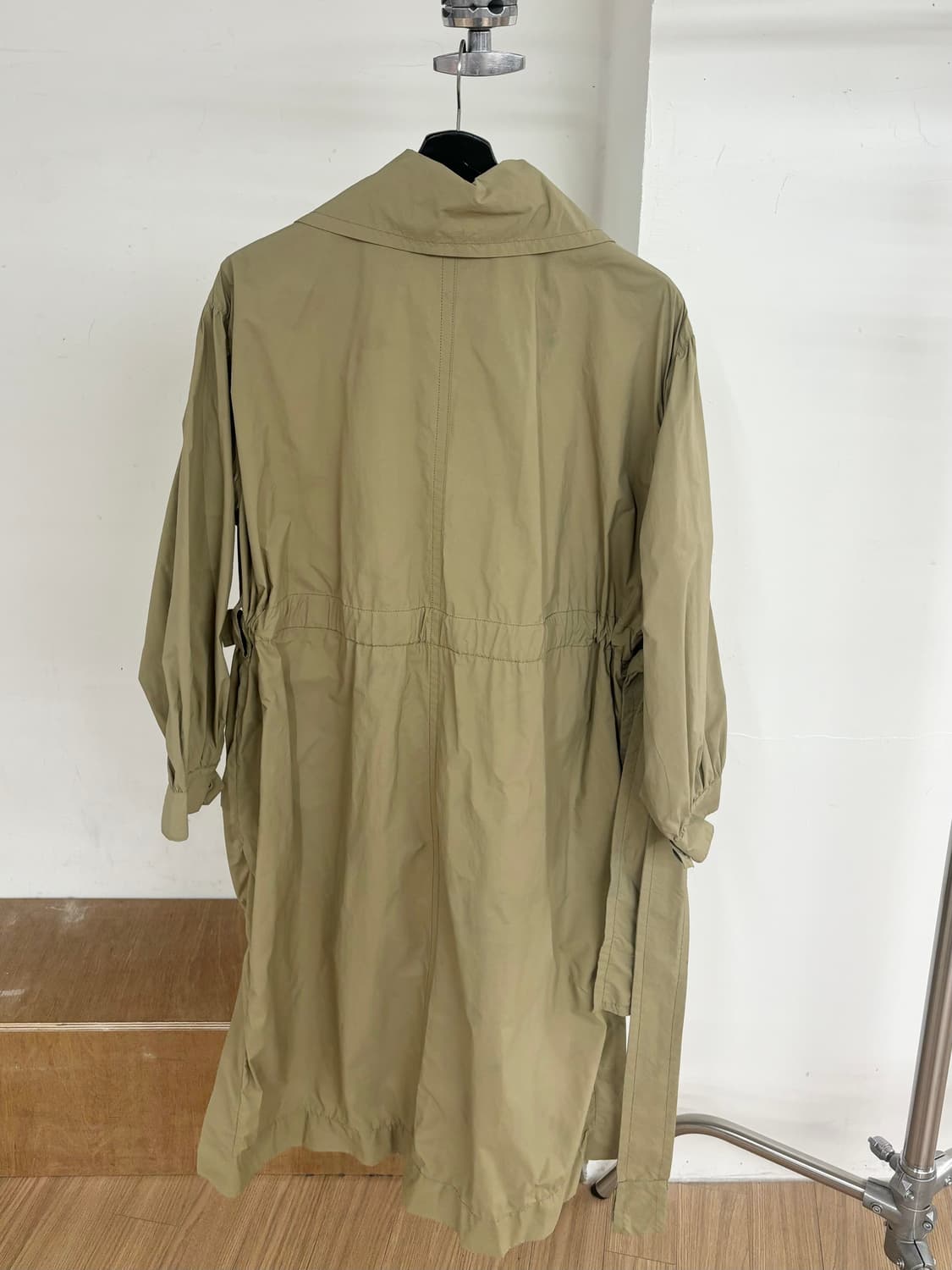 비비안 웨스트우드 카키 베이지 트렌치코트 상품이미지6