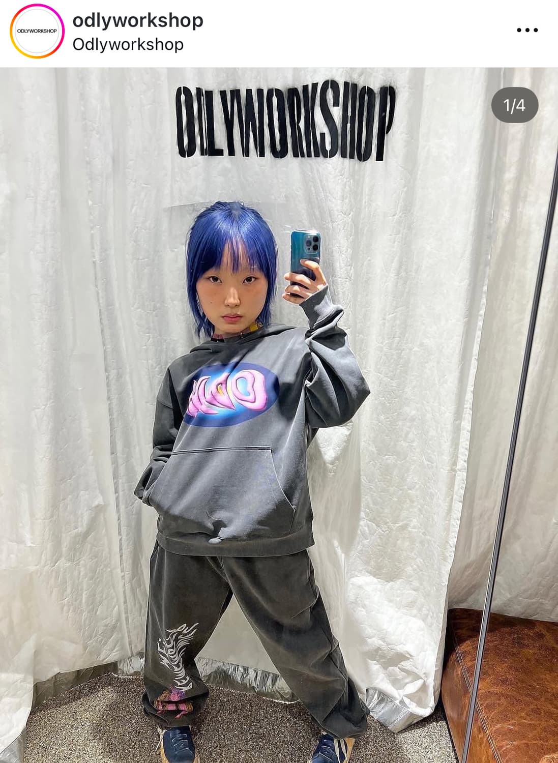 오들리 워크샵 X MARA HEUER 코스믹 로고 후디 다크 그레이 상품이미지1