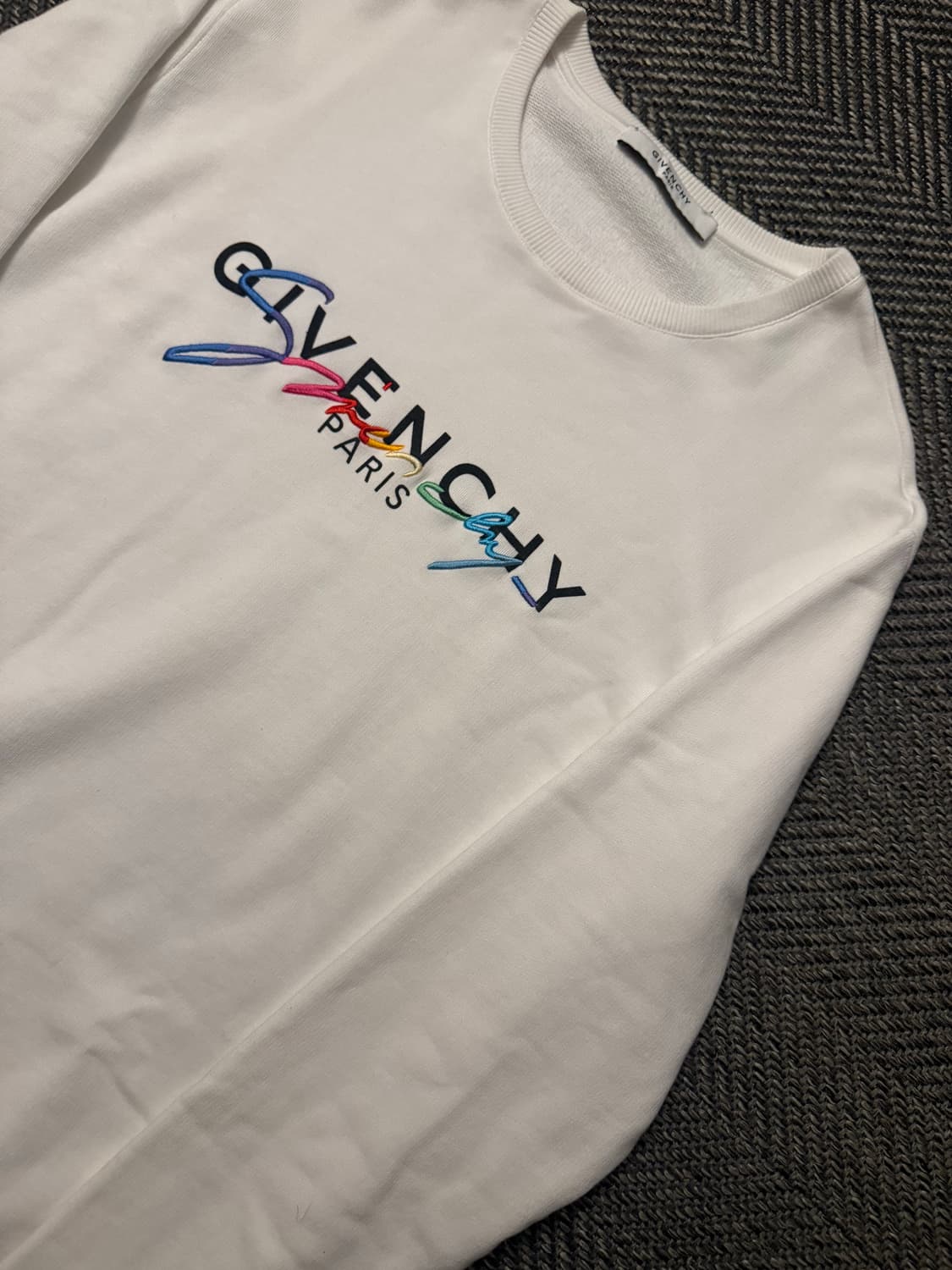 지방시 로고 자수 스웻셔츠 S 상품이미지2