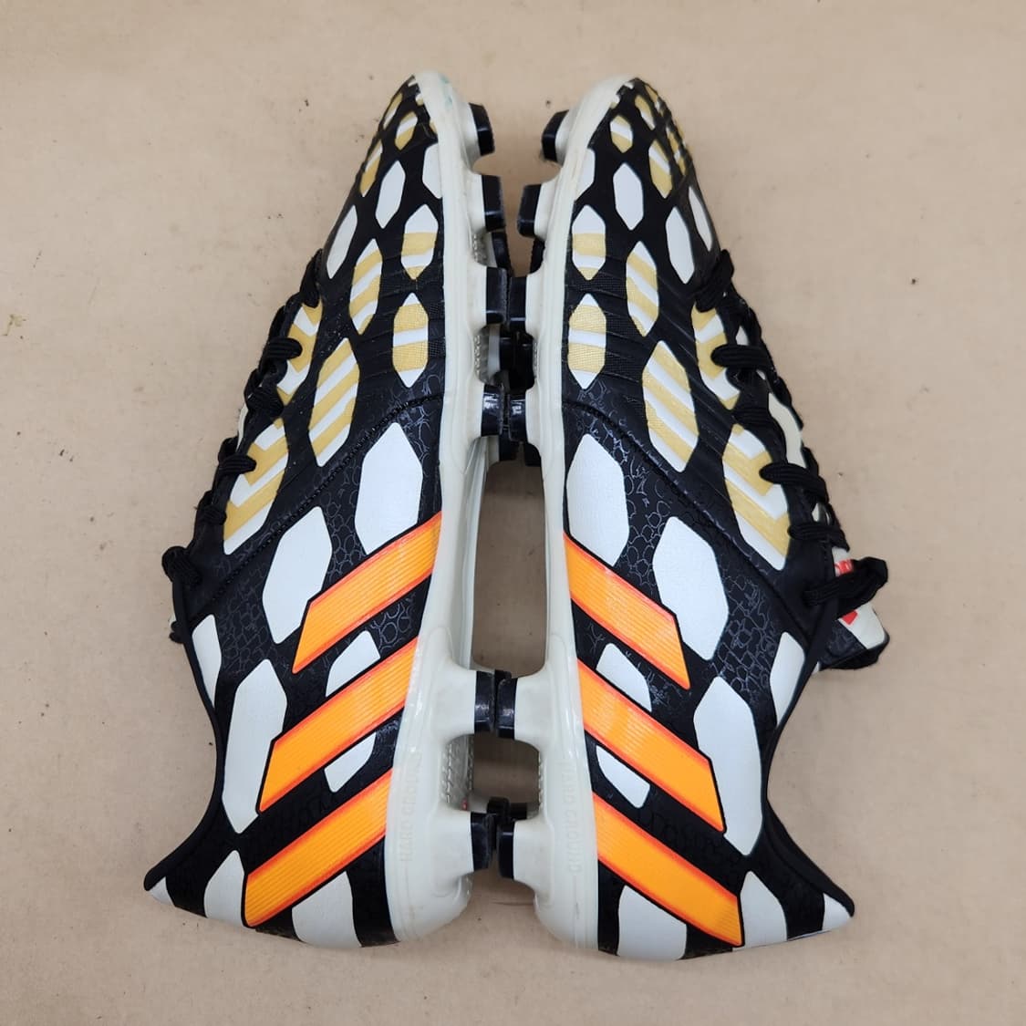 아디다스 프레데터 인스팅 축구화 265 상품이미지5