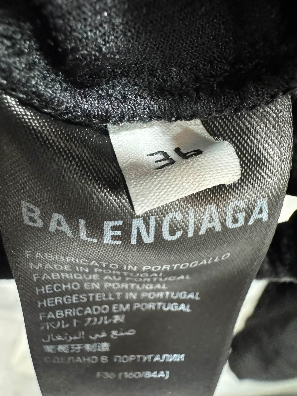 새상품급 백화점판 발렌시아가 BB 파리 벨벳 후드집업 36사이즈  상품이미지3