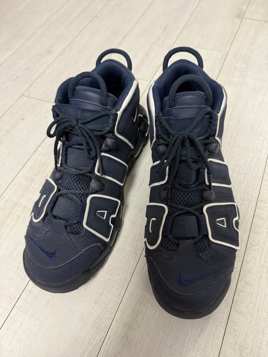 나이키 업템포 옵시디언 270 상품이미지1