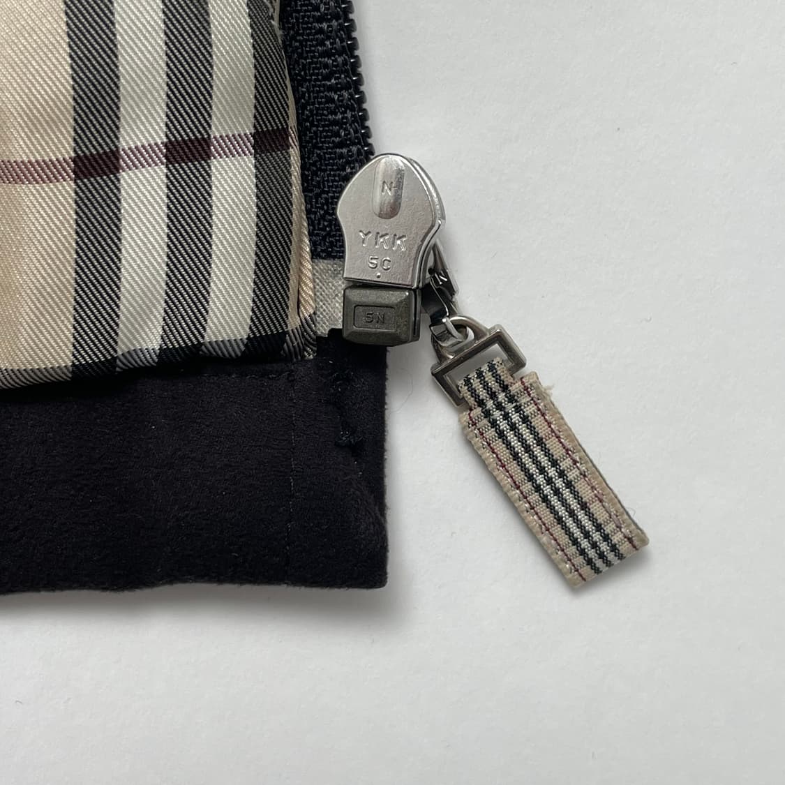 [BURBERRY] black label knit zip-up (3) 상품이미지9